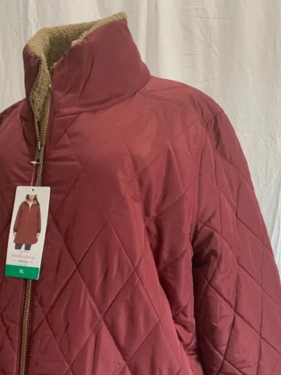 New Weatherproof Vintage Women’s Quilted Puffer Coat, Burgundy, Size XL - Picture 3 of 10